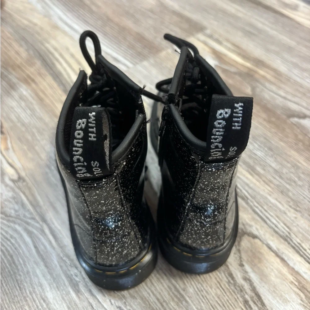 Dr. Martens nwot dr